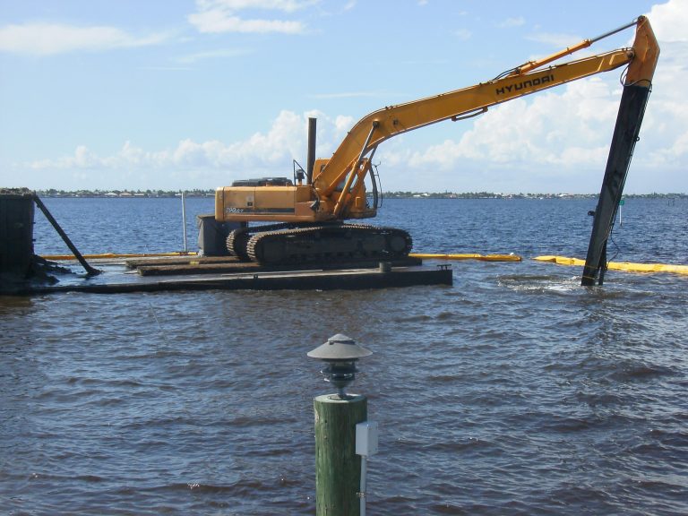 how does dredging work to replenish a shoreline